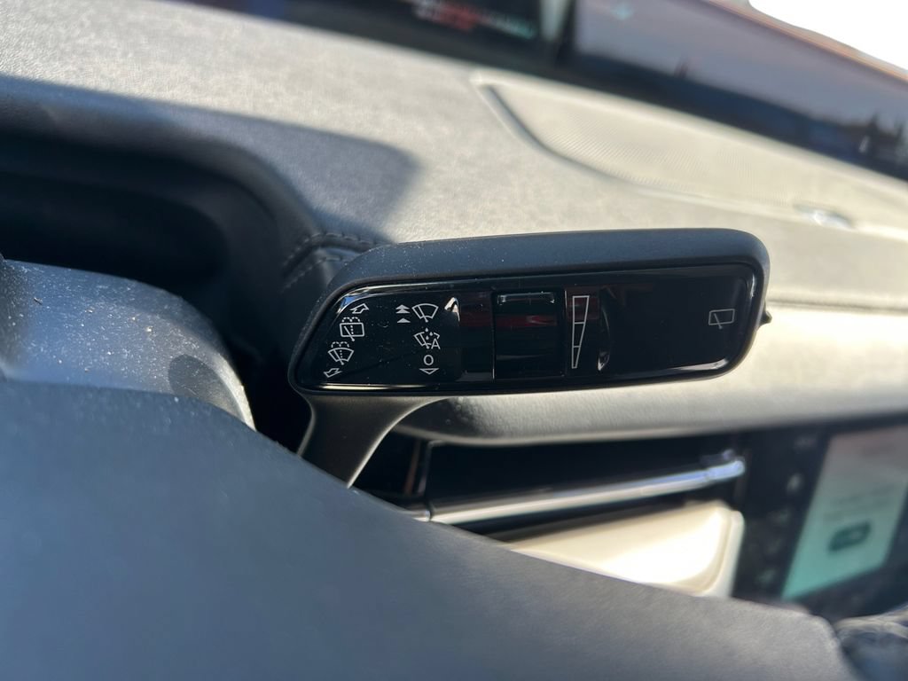 Used 2025 Lincoln Navigator L Reserve AWD/4WD image 23