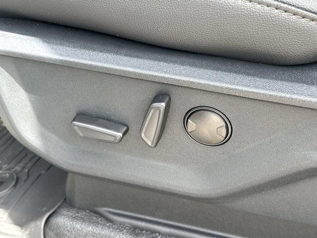 New 2026 Ford F350 Lariat RWD image 19