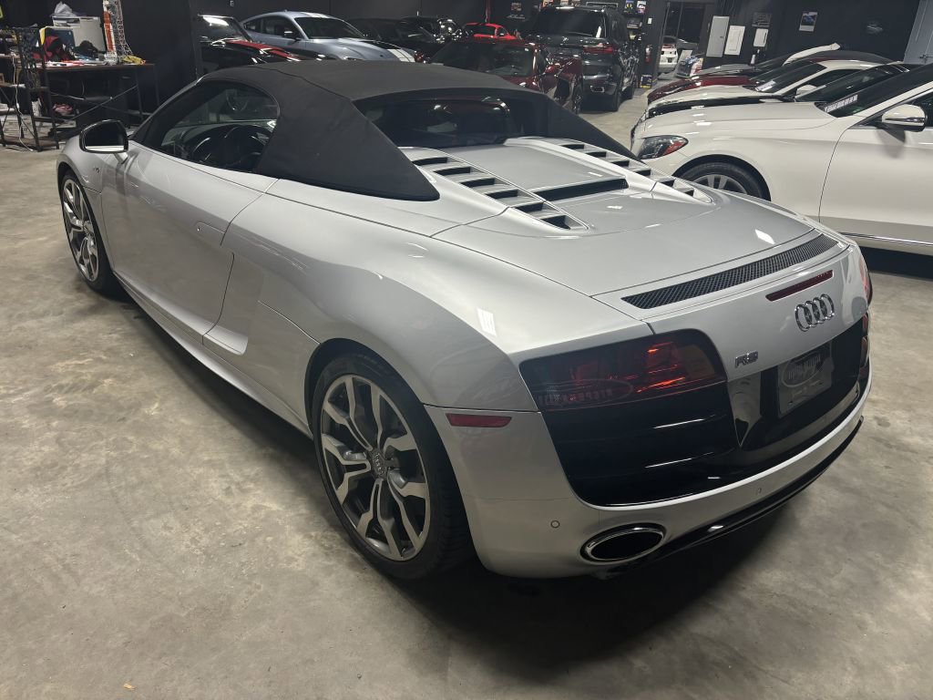 Used 2011 Audi R8 V10 image 8