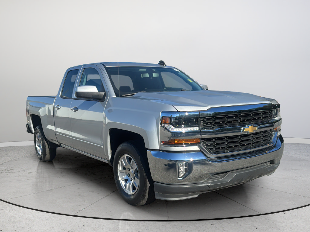 Used 2018 Chevrolet Silverado 1500 LT w/ All Star Edition RWD image 1