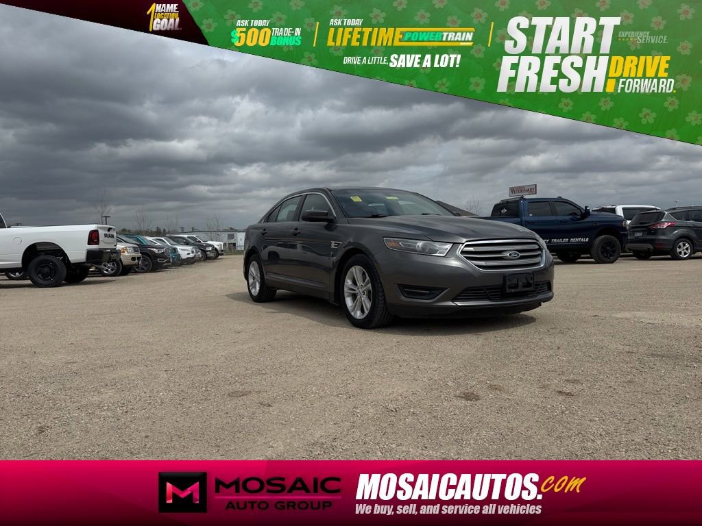 Used 2015 Ford Taurus SEL FWD image 1