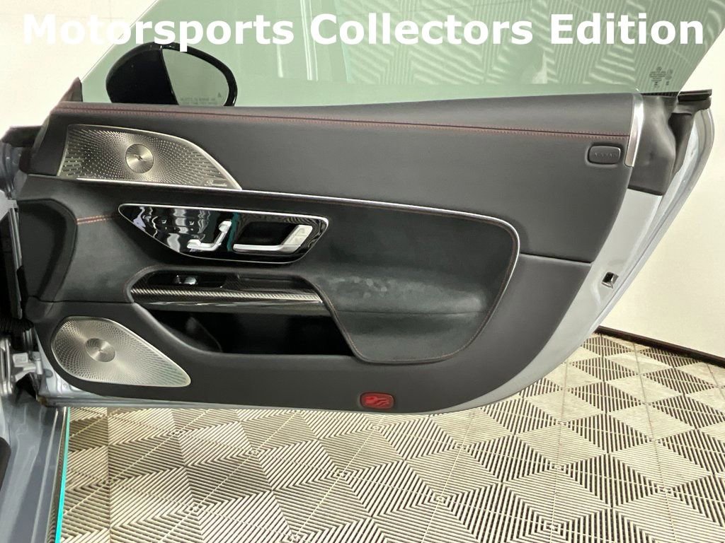 Used 2024 Mercedes-Benz SL 63 AMG 4MATIC image 17