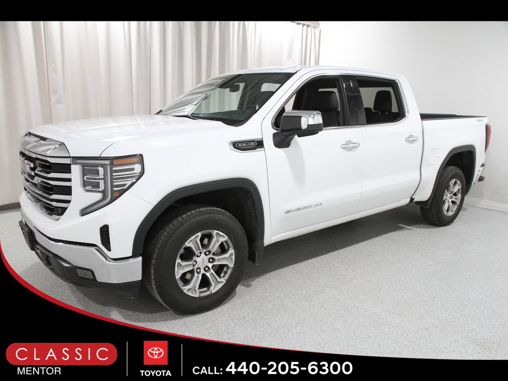 Used 2025 GMC Sierra 1500 SLT image 3