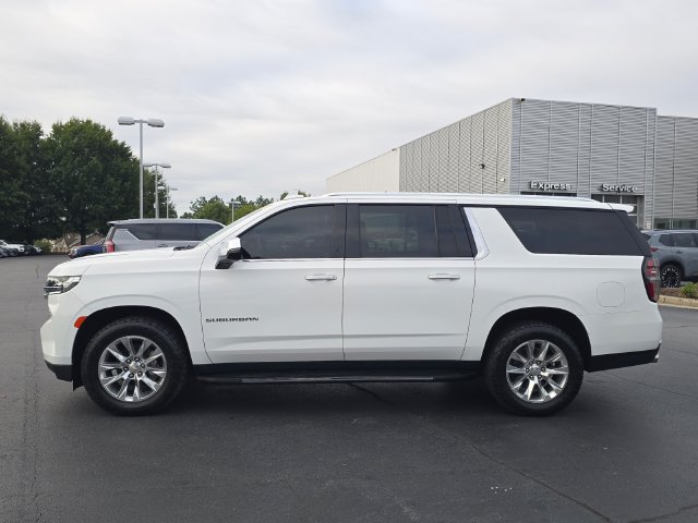Used 2023 Chevrolet Suburban Premier RWD image 5