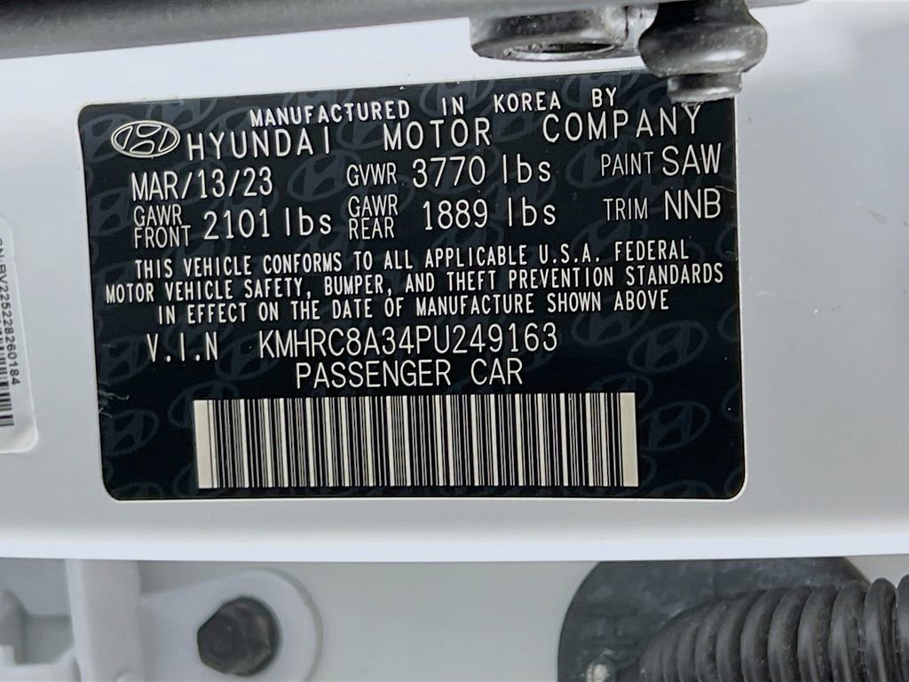 Used 2023 Hyundai Venue SEL w/ Cargo Package FWD image 30
