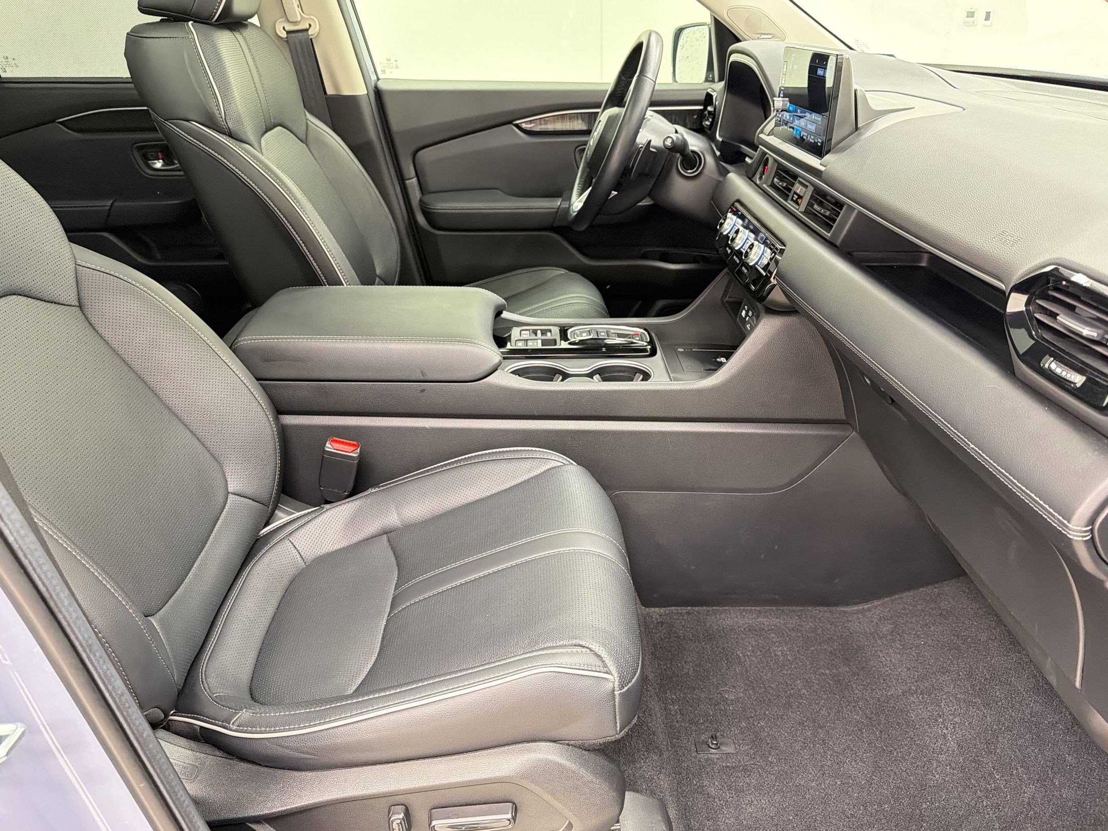 Used 2024 Honda Pilot Elite image 29