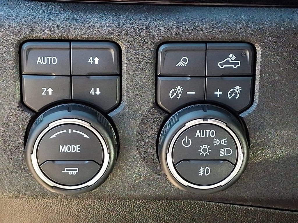 Used 2024 Chevrolet Silverado 2500 High Country w/ High Country Premium Package image 24