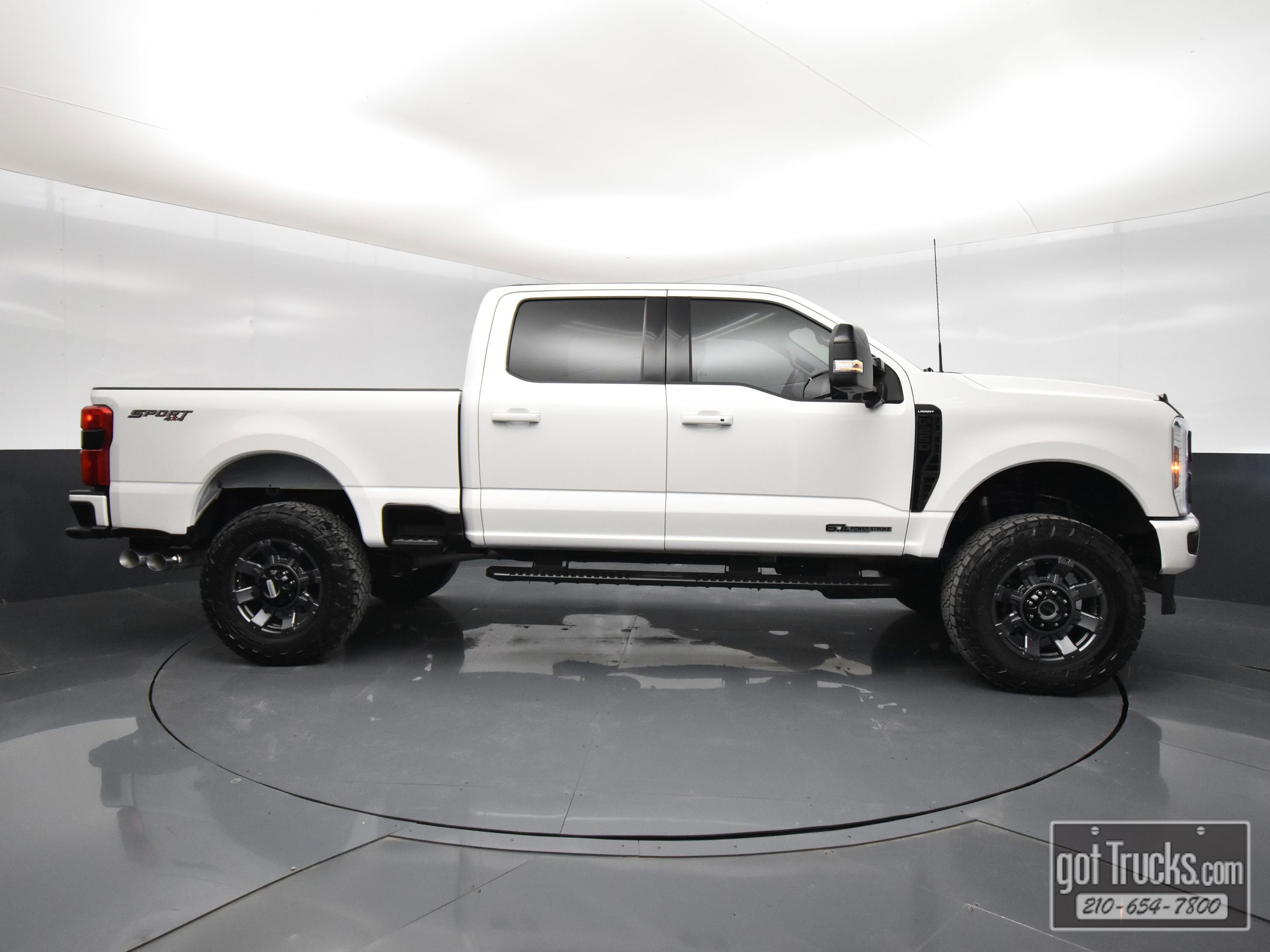 Used 2024 Ford F250 Lariat w/ Sport Appearance Package image 55