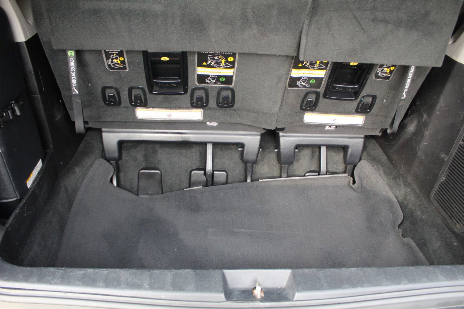 Used 2017 Toyota Sienna SE Premium FWD image 34