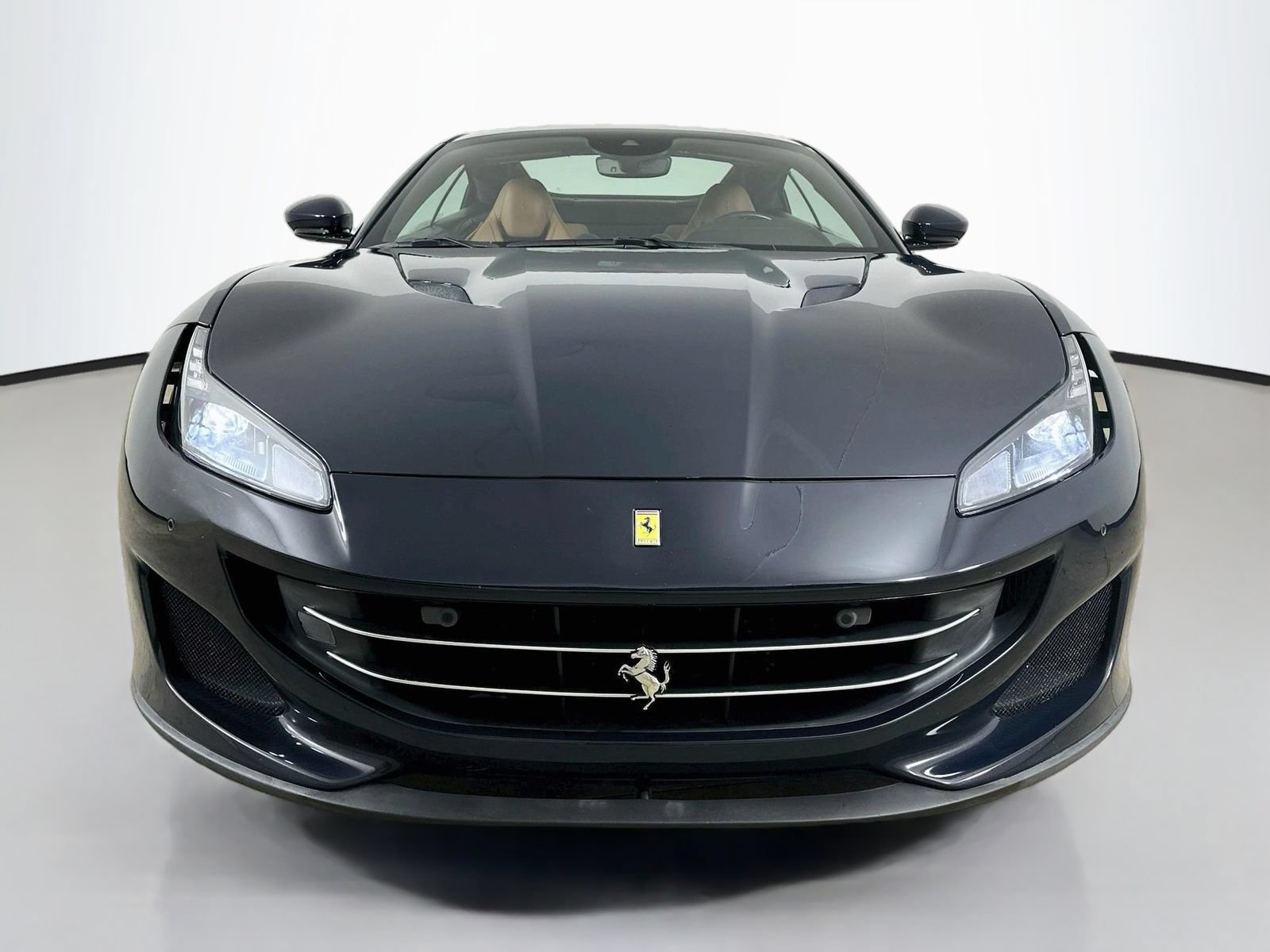 Used 2020 Ferrari Portofino RWD image 2
