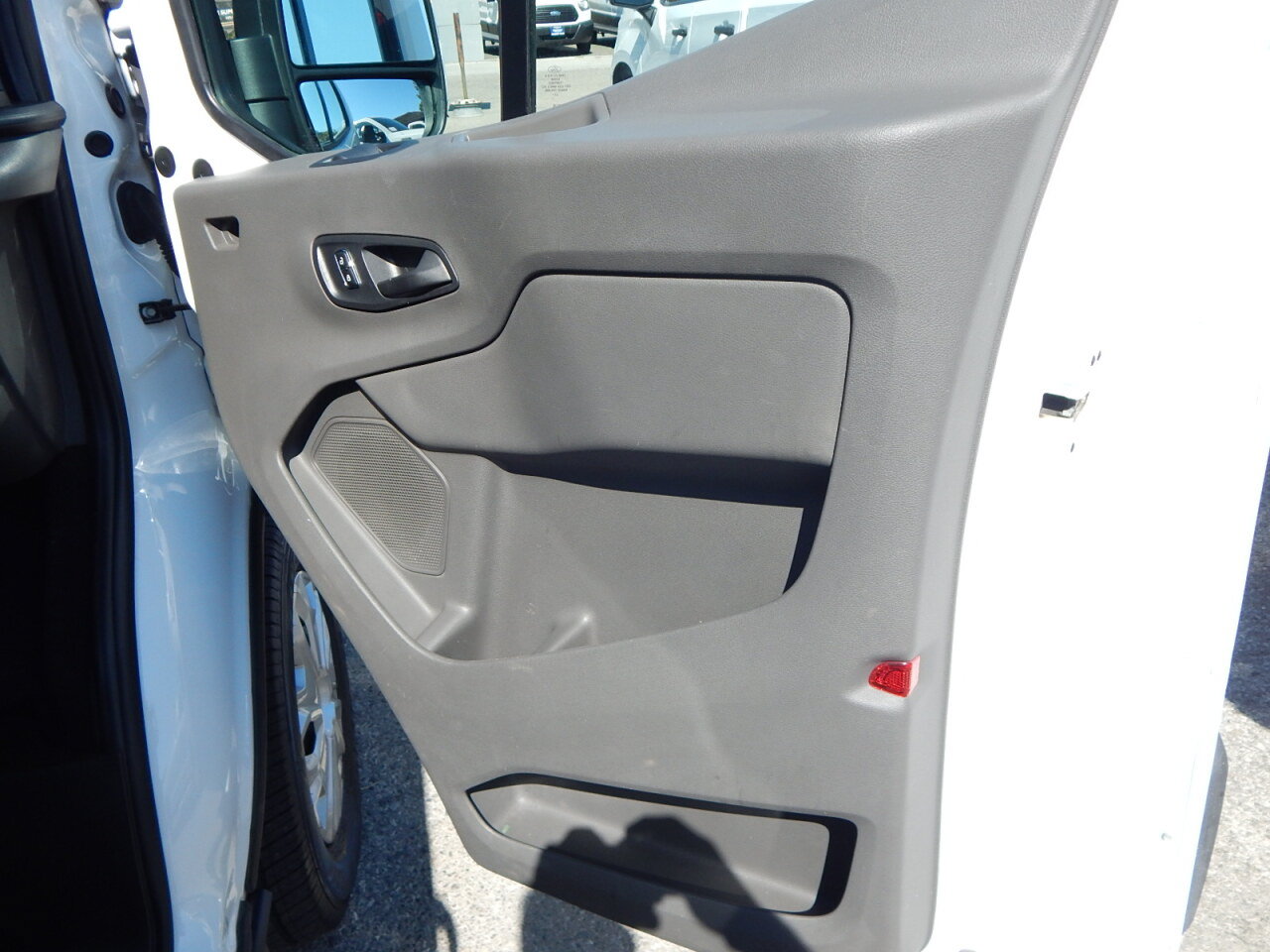 Used 2024 Ford Transit 350 XLT RWD image 22