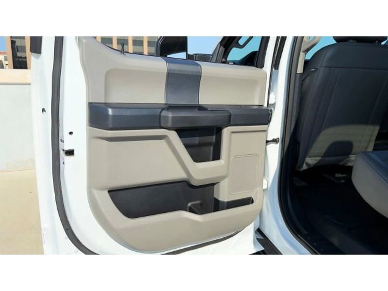 Used 2022 Ford F250 XL w/ Power Equipment Group image 15