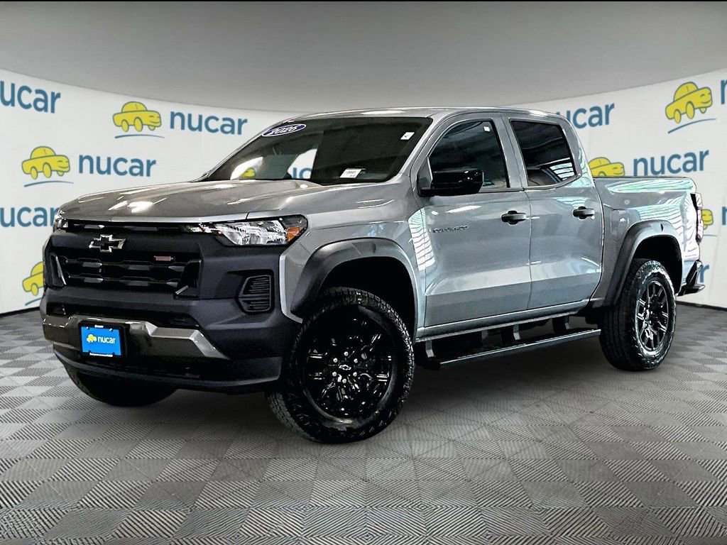 Used 2026 Chevrolet Colorado Trail Boss AWD/4WD image 3