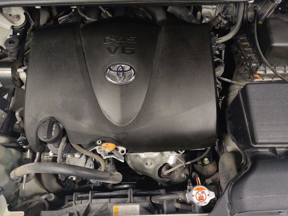 Used 2018 Toyota Sienna LE FWD image 30