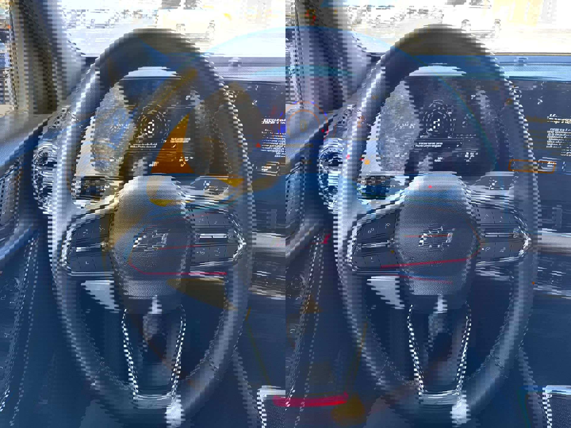 Used 2025 Chevrolet Equinox ACTIV w/ Safety and Technology Package image 14