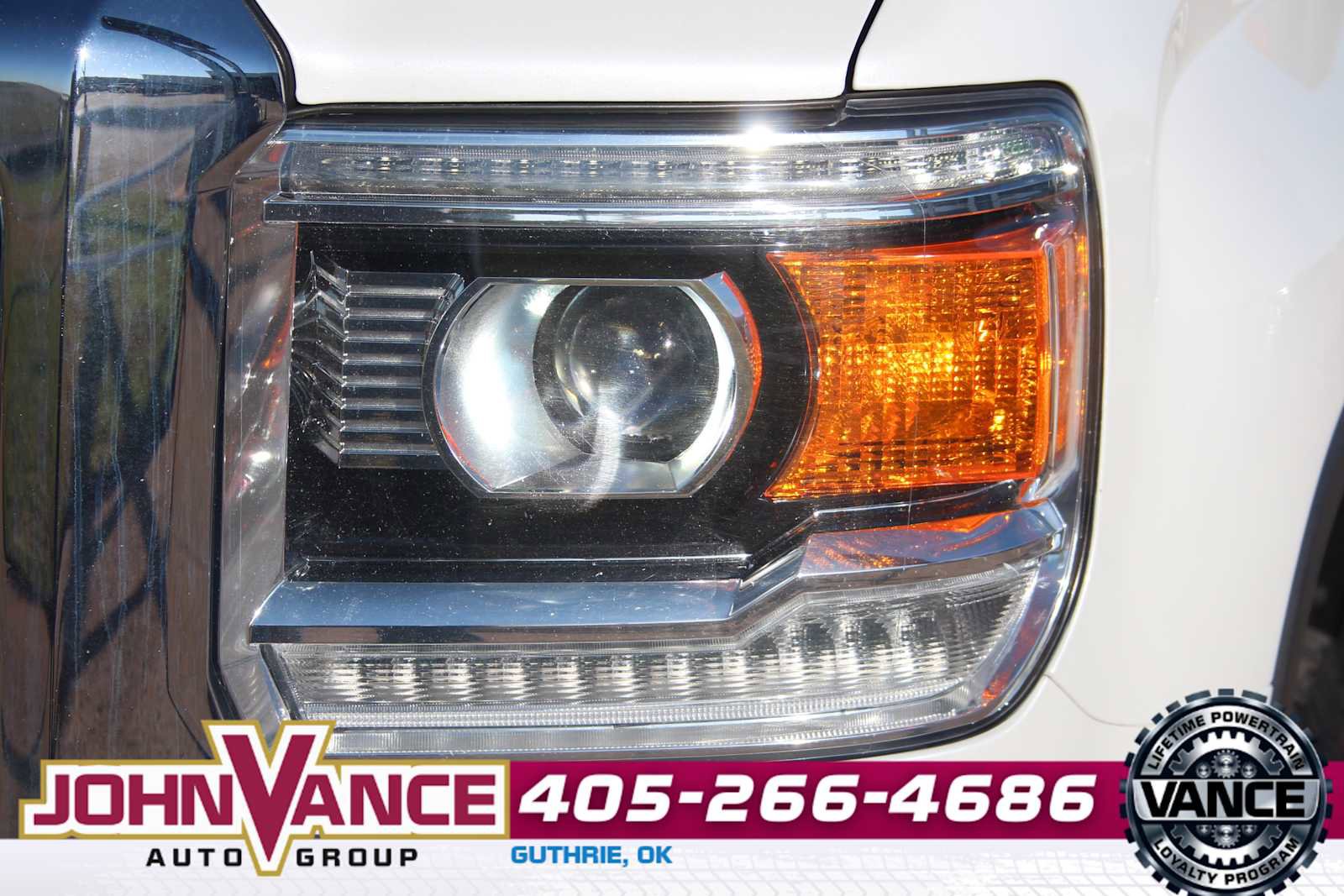 Used 2019 GMC Sierra 2500 Denali w/ Duramax Plus Package image 4