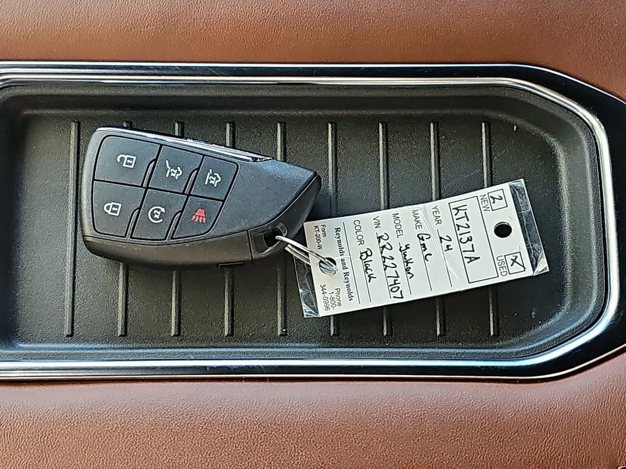 Used 2024 GMC Yukon Denali Ultimate AWD/4WD image 43