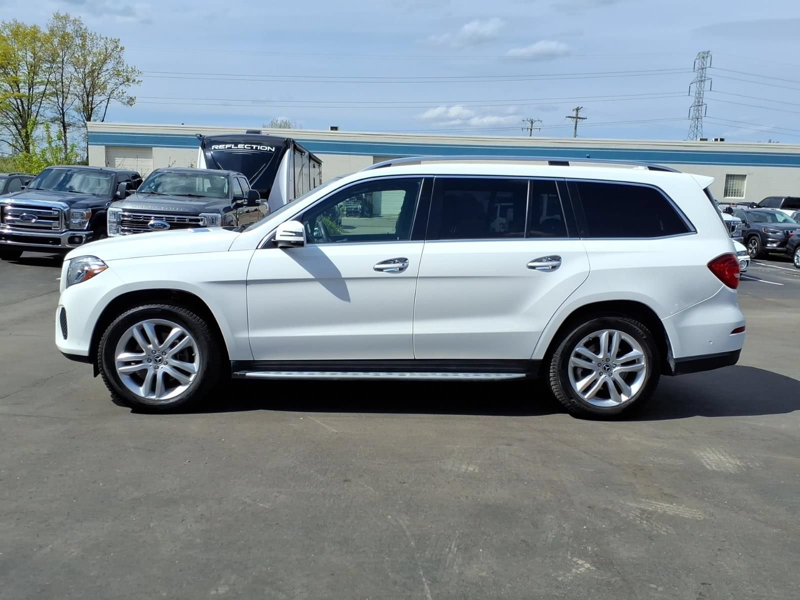 Used 2017 Mercedes-Benz GLS 450 4MATIC image 2