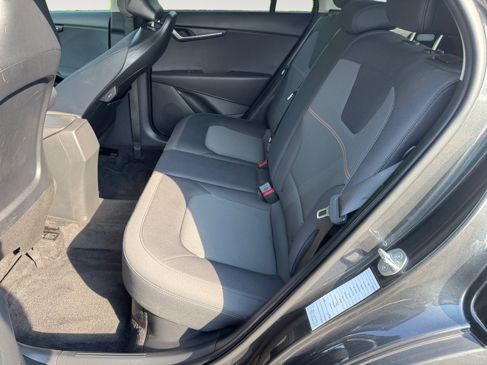 Used 2025 Kia Niro LX FWD image 17