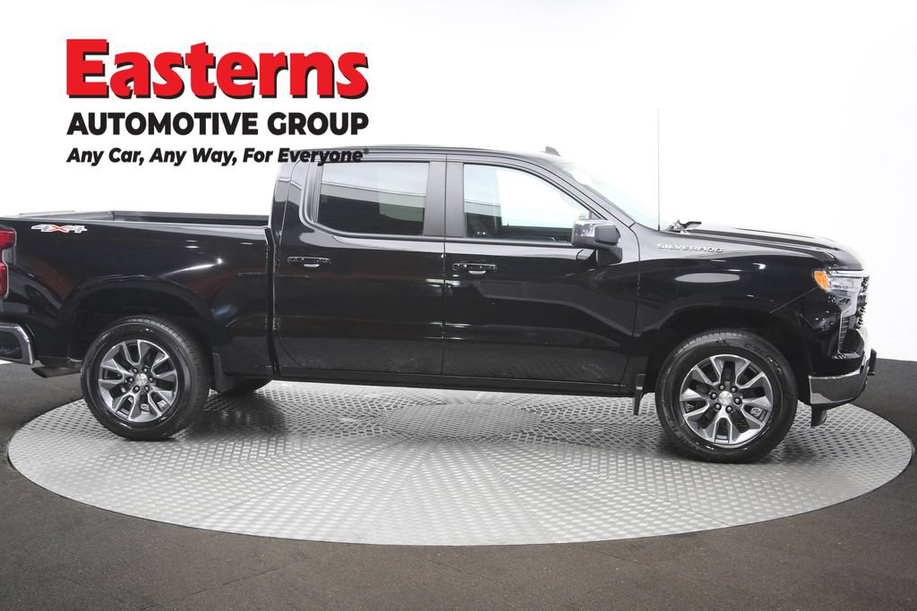 Used 2024 Chevrolet Silverado 1500 LT AWD/4WD image 47