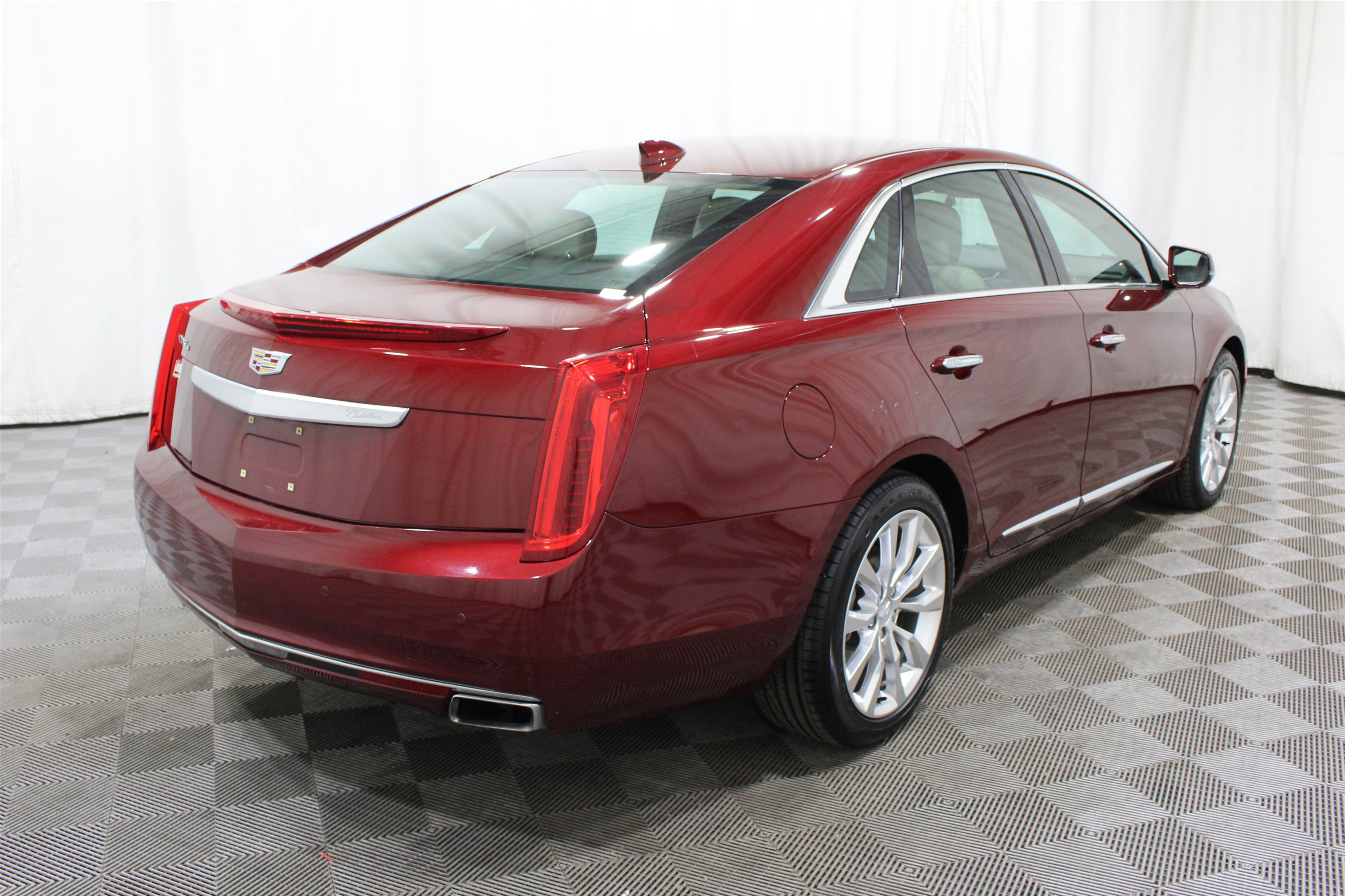 Used 2016 Cadillac XTS Luxury w/ Driver Awareness Package image 35