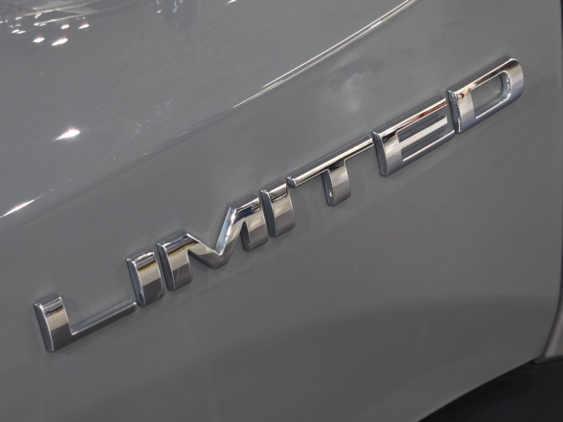 Used 2020 Jeep Renegade Limited w/ Safety and Security Group image 36