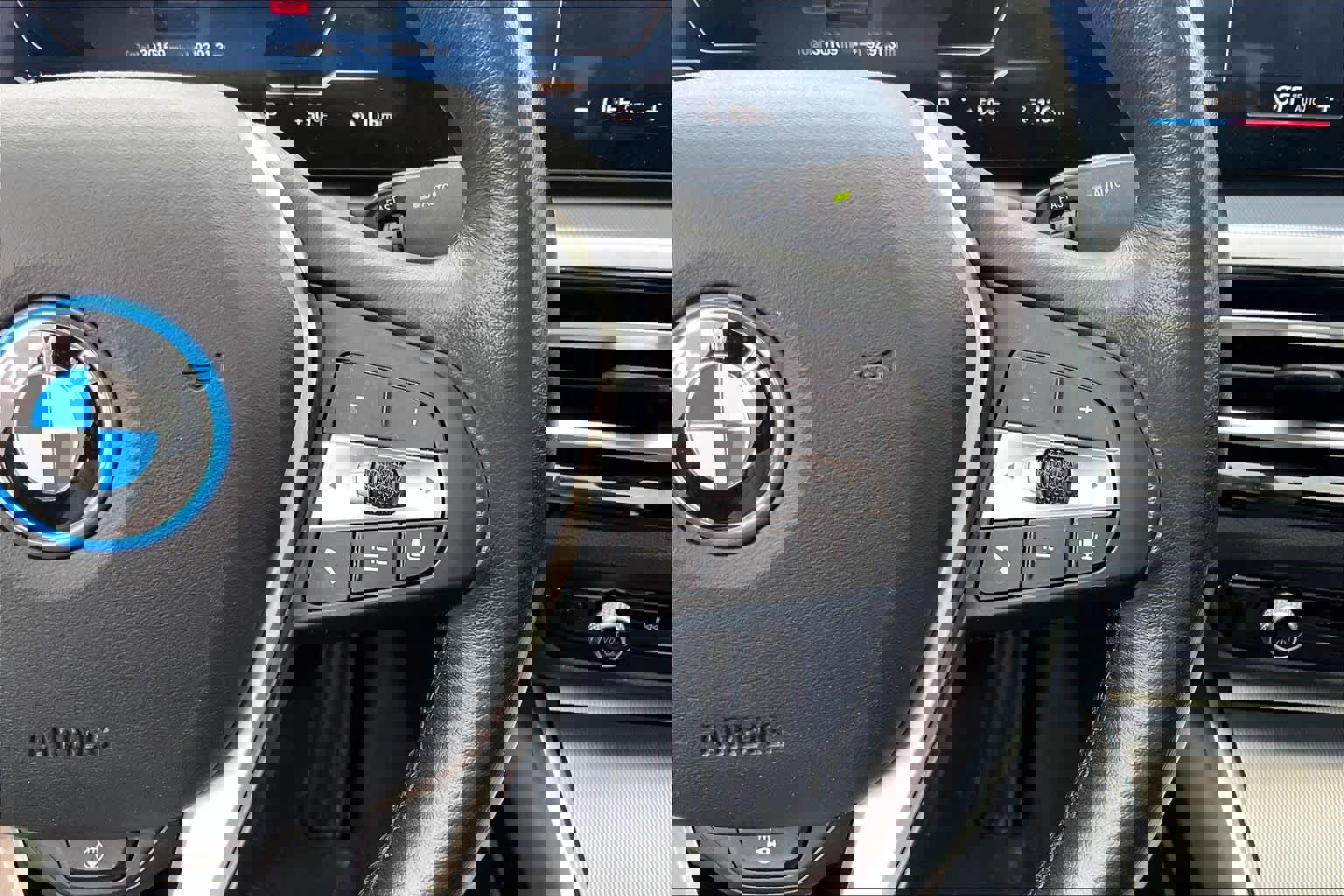 Used 2023 BMW i4 eDrive35 w/ Premium Package image 20