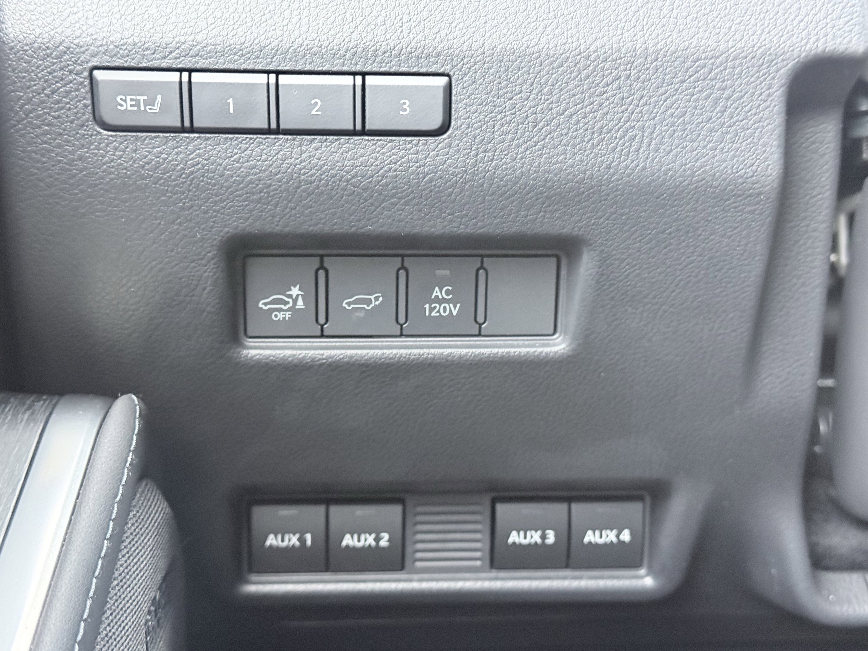 Used 2025 Lexus GX 550 AWD/4WD image 80
