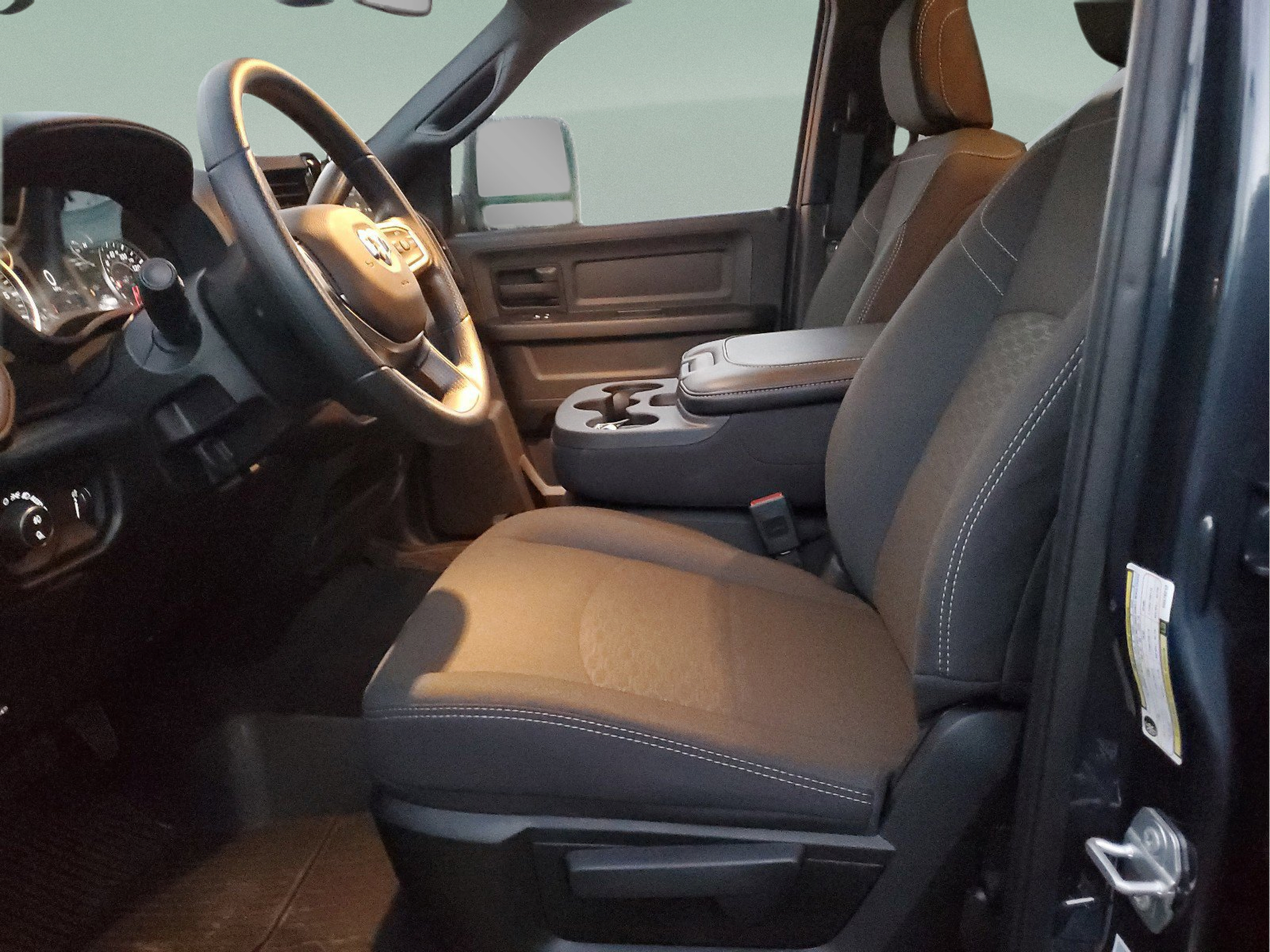 Used 2025 RAM 2500 Tradesman AWD/4WD image 17