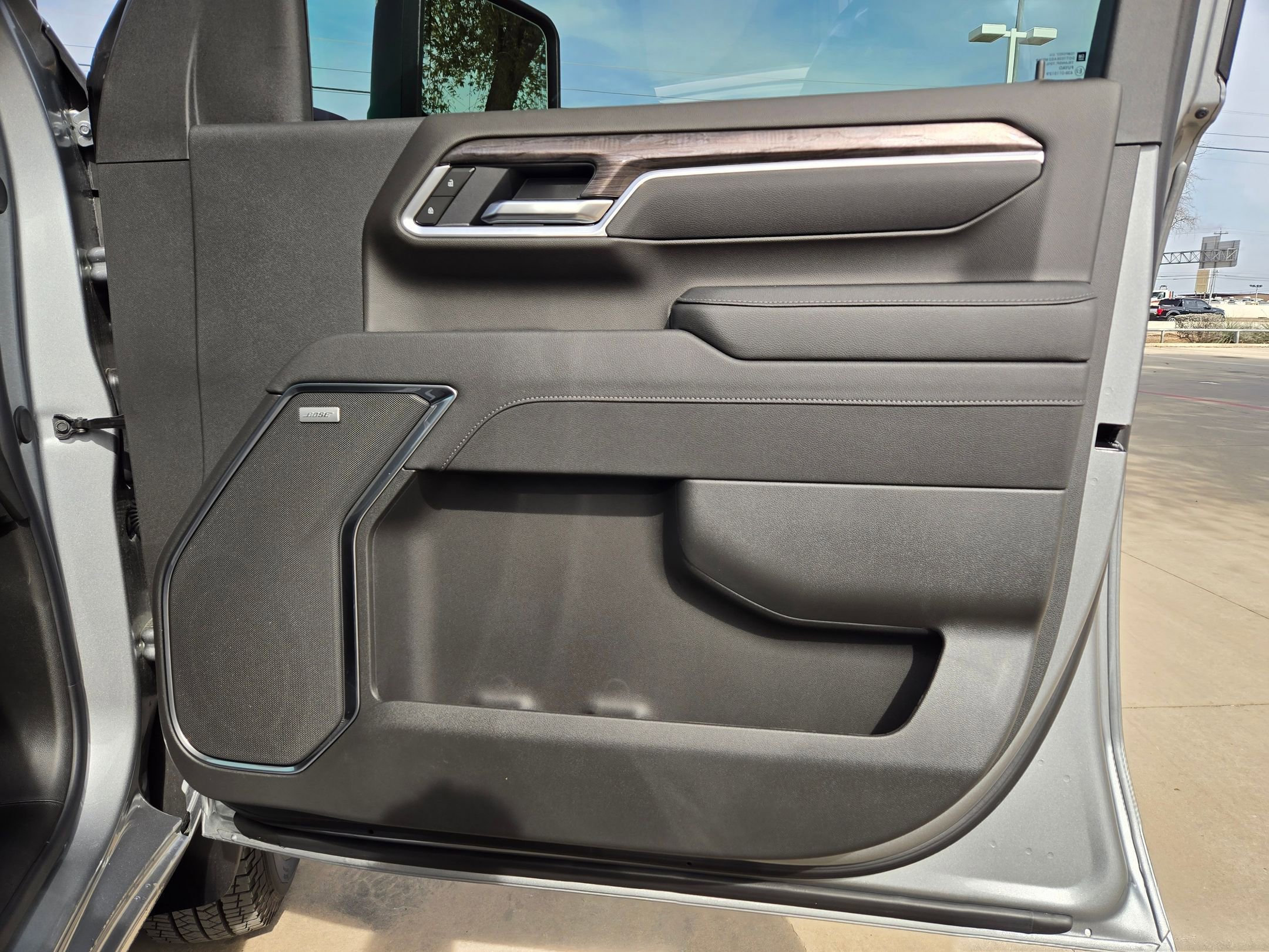 Certified 2026 Chevrolet Silverado 3500 LTZ w/ LTZ Texas Edition image 31