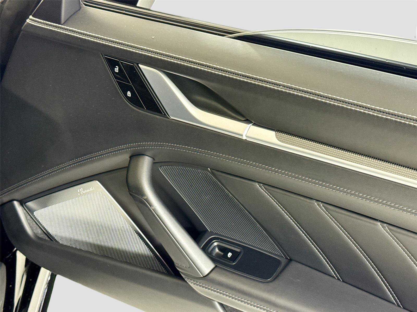 Used 2021 Porsche 911 Turbo S image 33