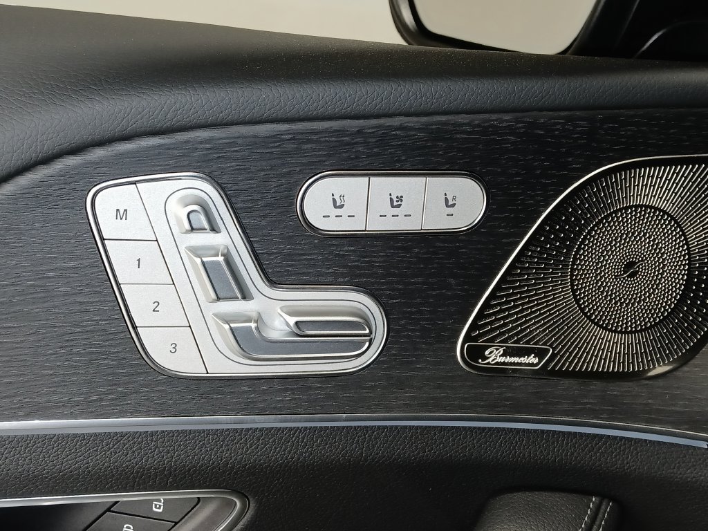 New 2026 Mercedes-Benz GLS 450 4MATIC image 18