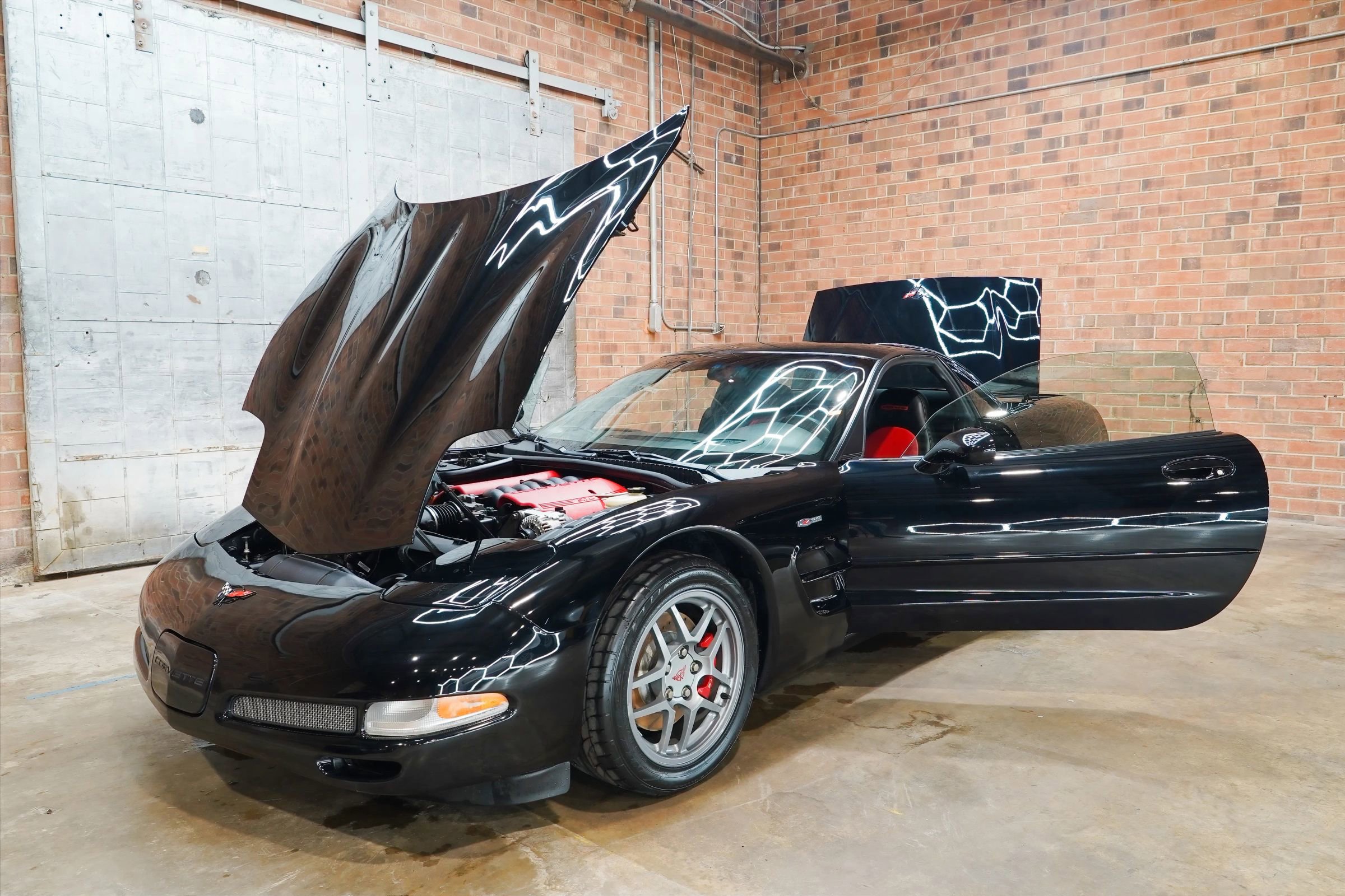 Used 2002 Chevrolet Corvette Z06 w/ Memory Pkg RWD image 26