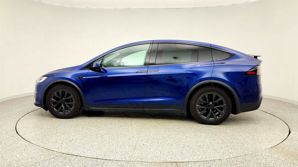 Used 2022 Tesla Model X Plaid image 8
