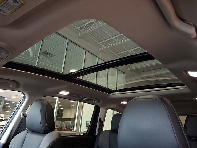 Certified 2025 Subaru Ascent Onyx Edition AWD/4WD image 15