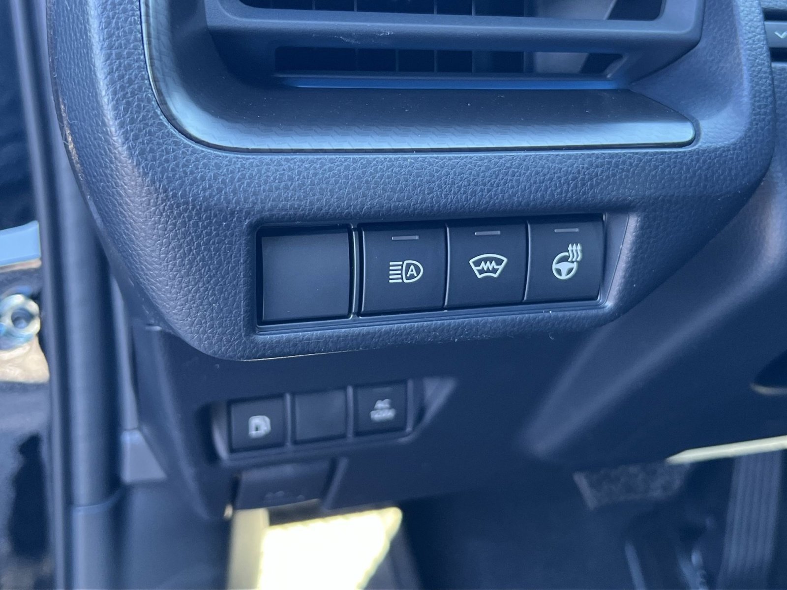 New 2026 Toyota Prius Plug-In Hybrid image 23