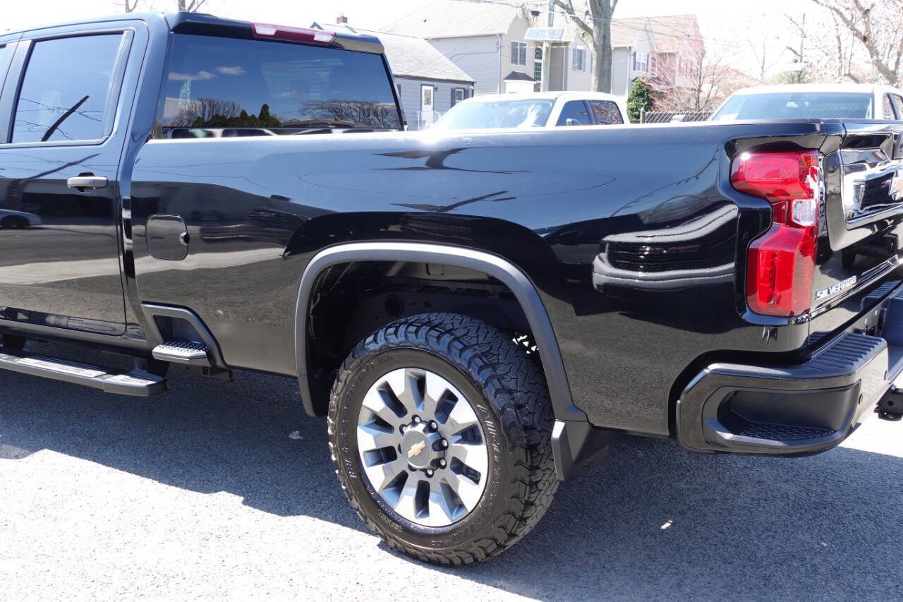 Used 2024 Chevrolet Silverado 2500 Custom w/ Custom Value Package AWD/4WD image 10