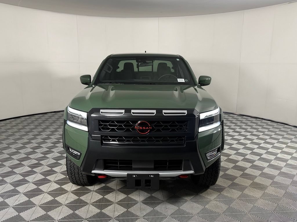 Used 2025 Nissan Frontier PRO-4X AWD/4WD image 3