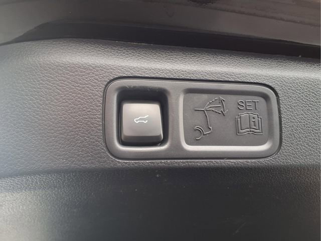 Used 2022 Ford Expedition Max XLT AWD/4WD image 11