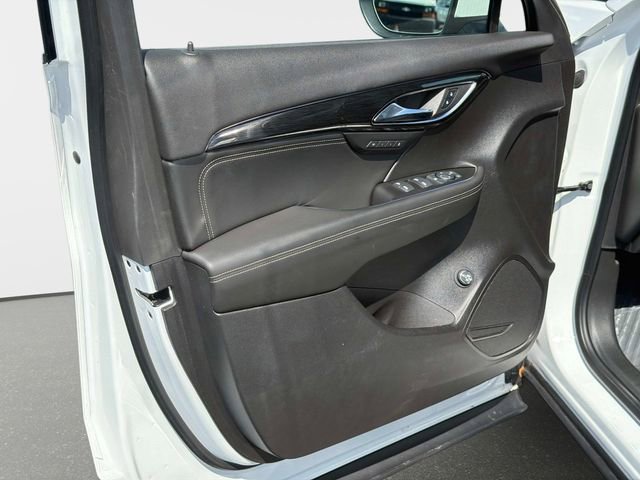 Used 2023 Buick Envision Essence AWD/4WD image 17