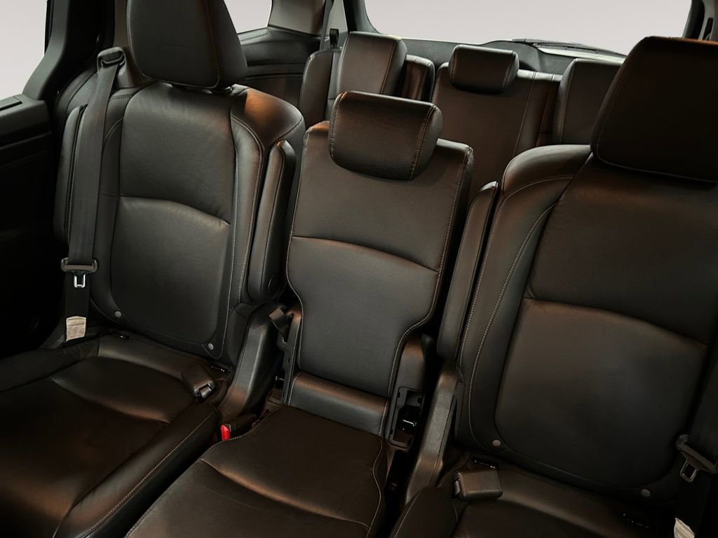 Used 2024 Honda Odyssey EX-L image 13