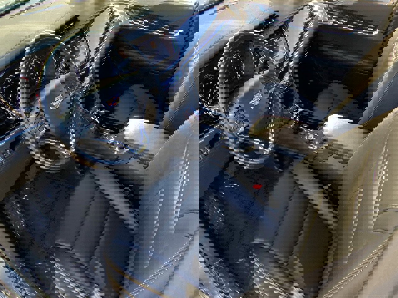 Certified 2025 Cadillac XT6 Premium Luxury image 19