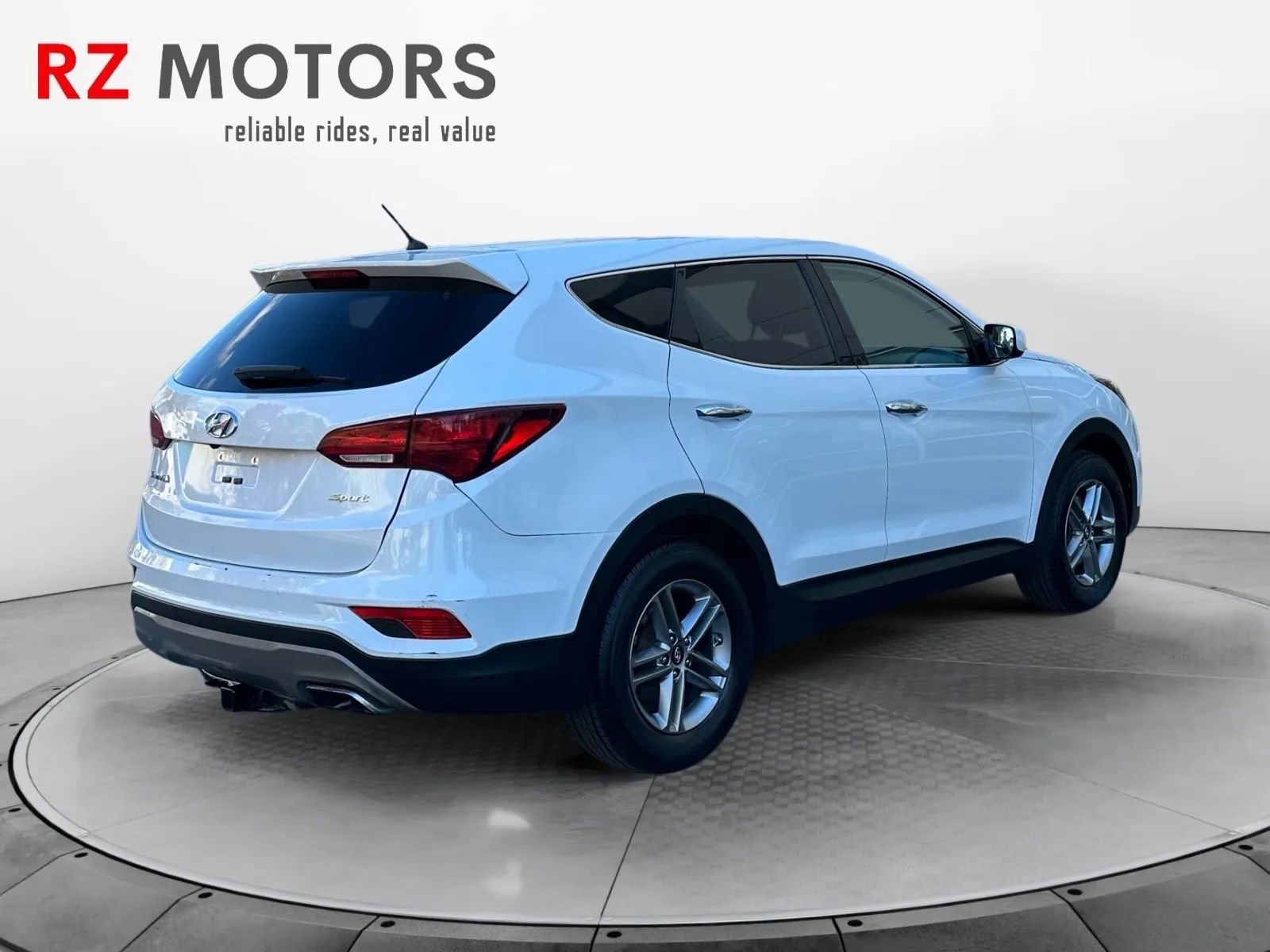 Used 2018 Hyundai Santa Fe Sport FWD image 5