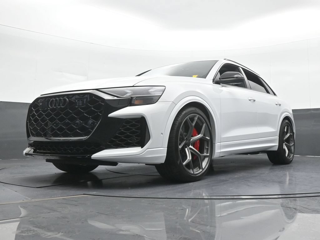 Used 2026 Audi RS Q8 performance AWD/4WD image 74