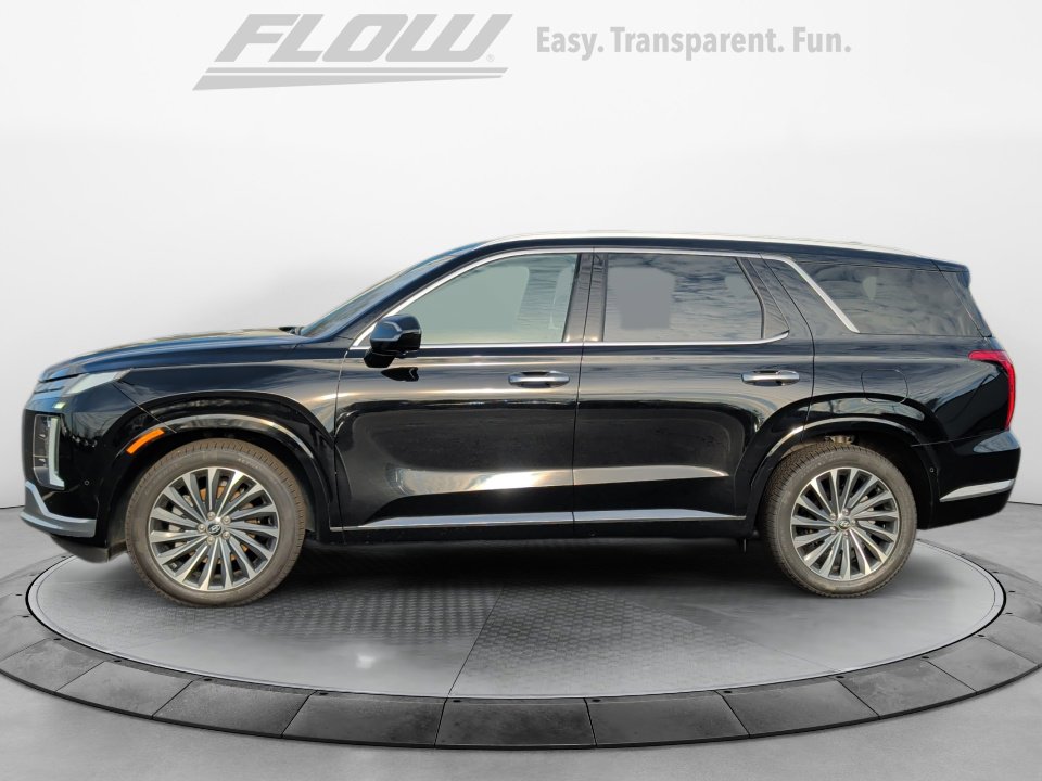 Used 2023 Hyundai Palisade Calligraphy image 4