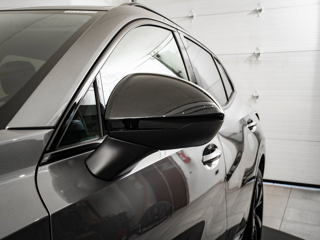 Used 2021 Buick Envision Essence w/ Sport Touring Package image 16