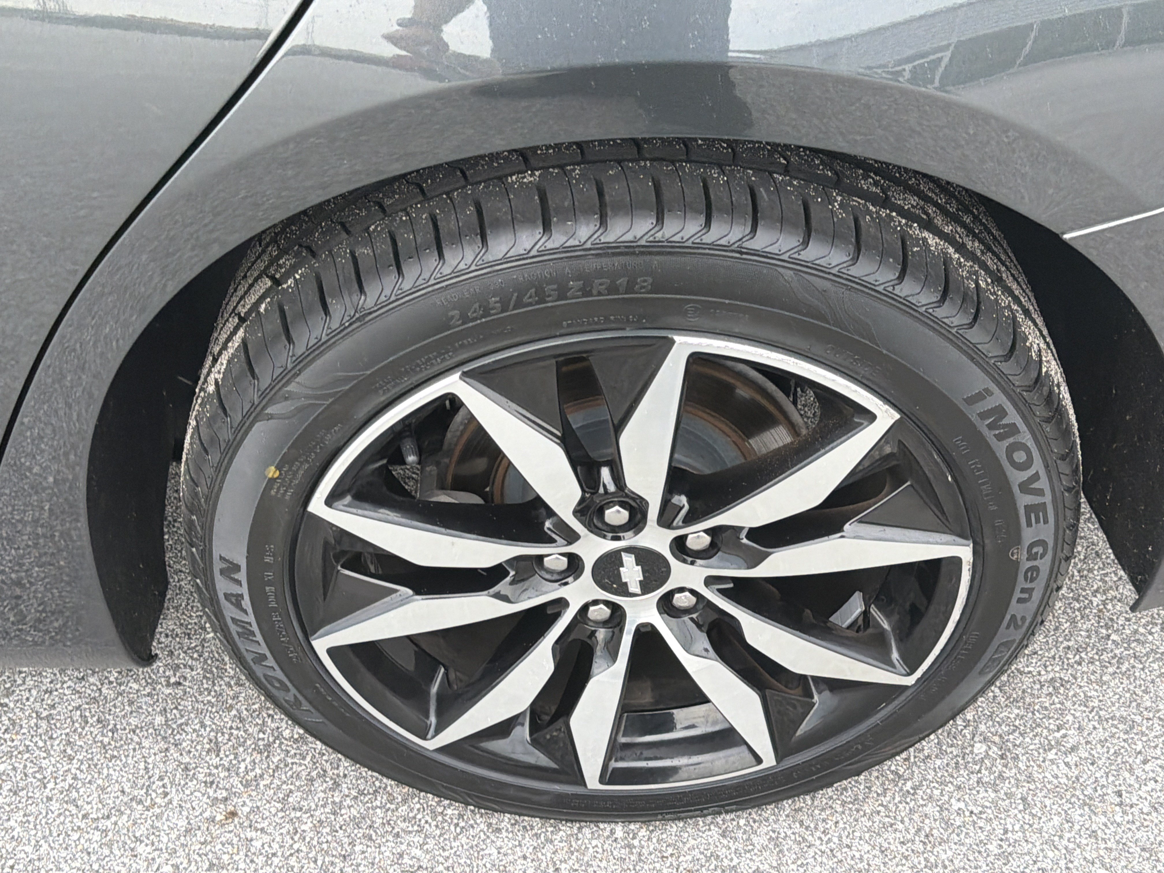 Used 2017 Chevrolet Malibu LT FWD image 6