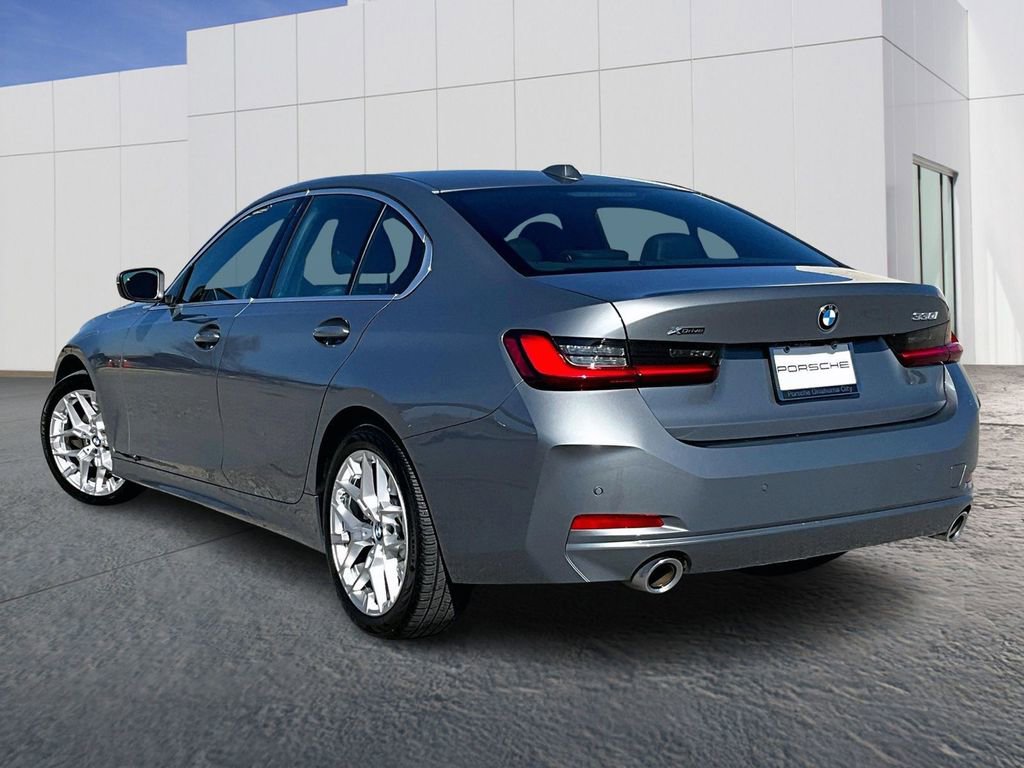 Used 2025 BMW 330i xDrive Sedan image 3