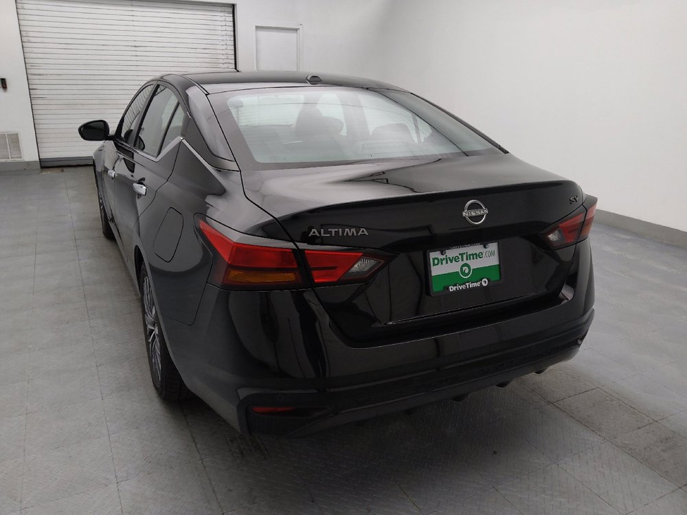 Used 2024 Nissan Altima 2.5 SV image 6