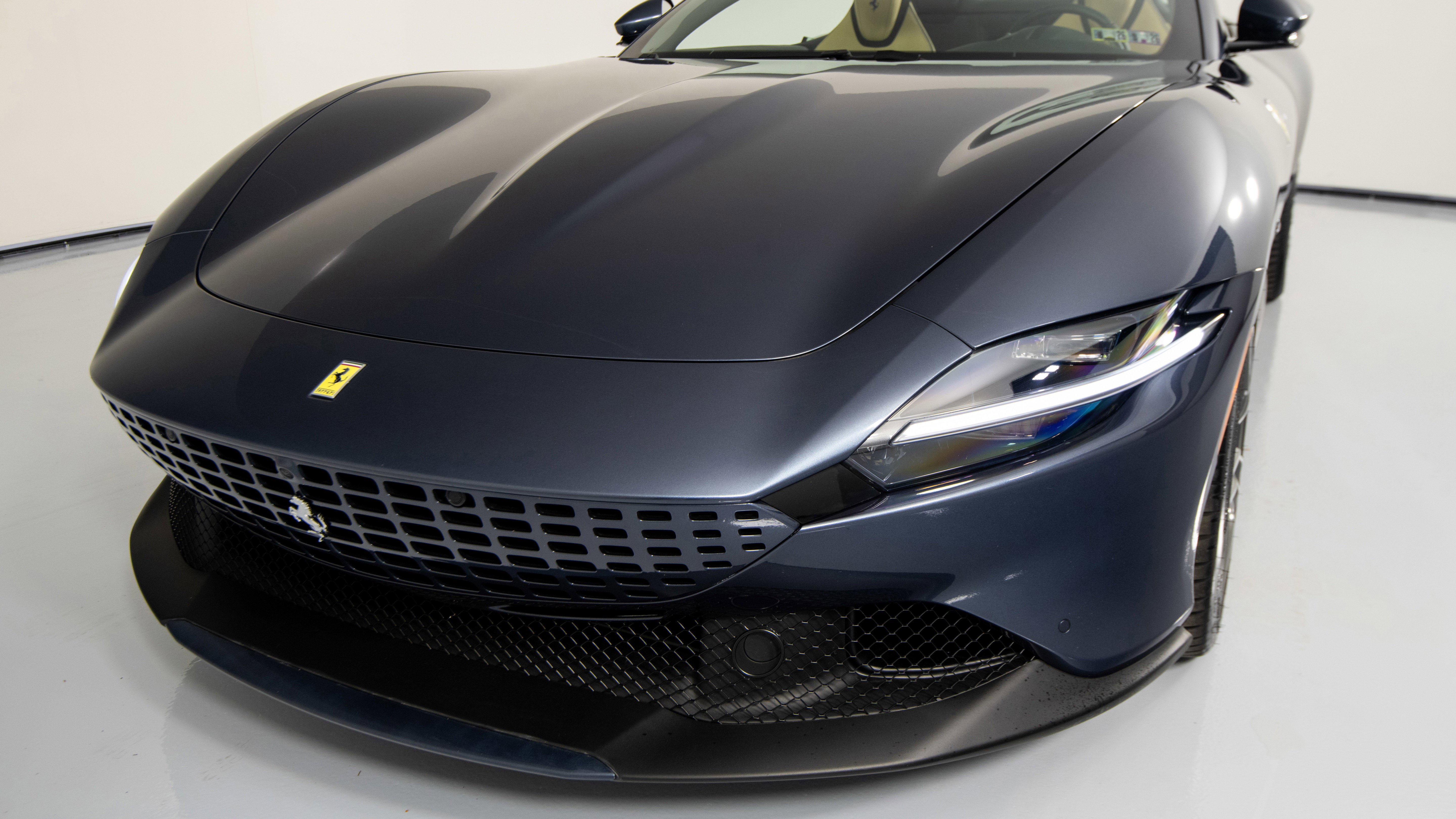 Certified 2025 Ferrari Roma Spider RWD image 32